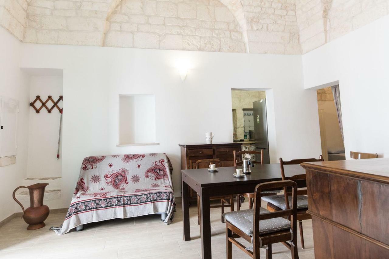 A Casa Di Francesca Villa ออสตูนี ภายนอก รูปภาพ